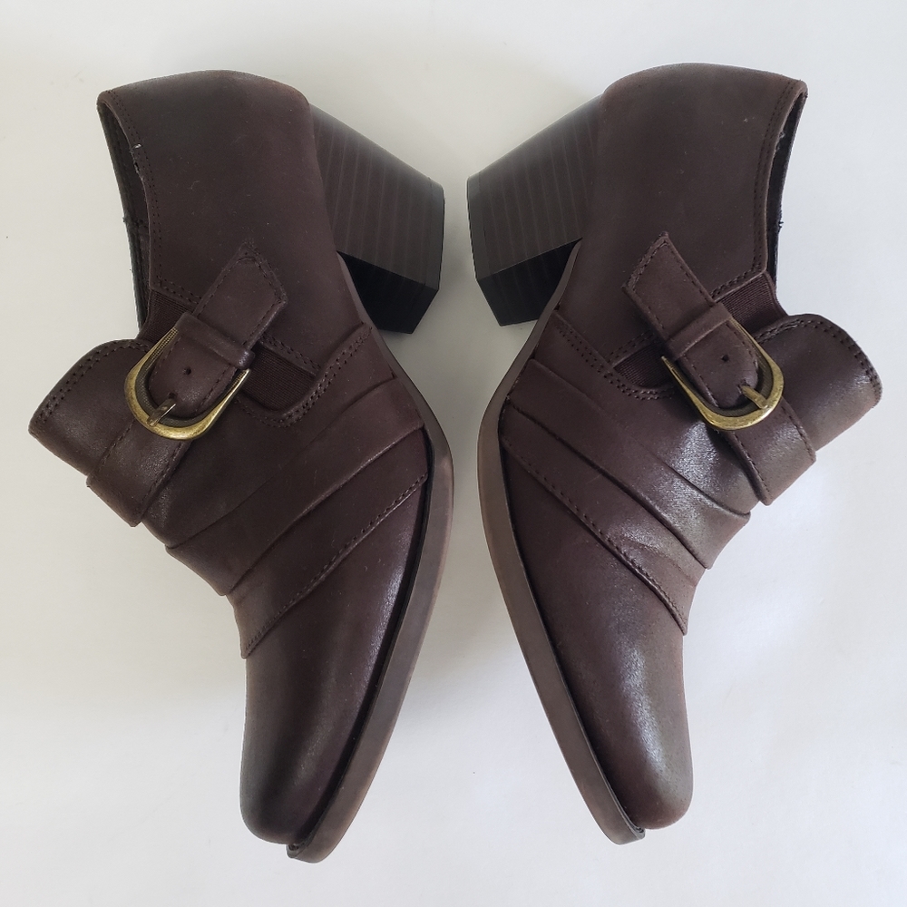 Yuu Raley Ankle Booties 6.5 Brown Buckled Details Side Zip Closure Western Edgy - Picture 8 of 13